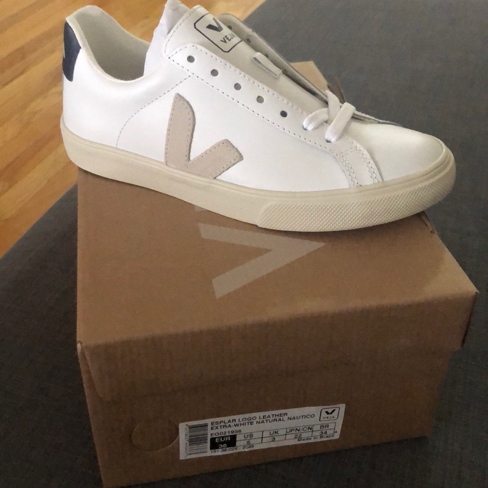 Veja Esplar Logo Leather sneakers